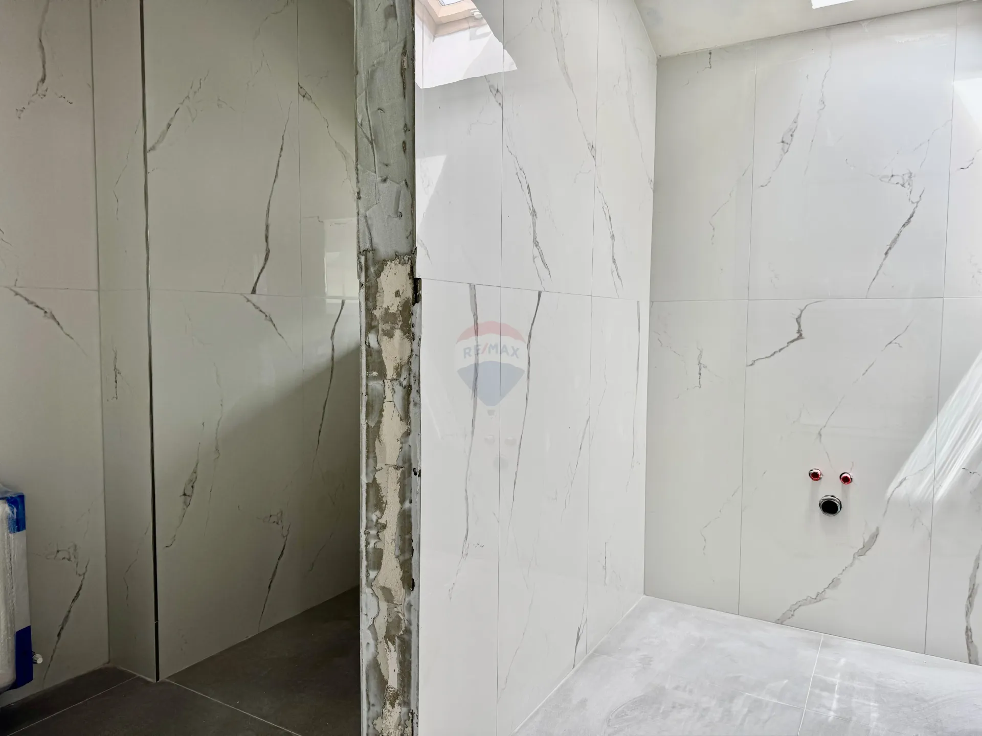 1-bedroom office, 552 m² — Image 3