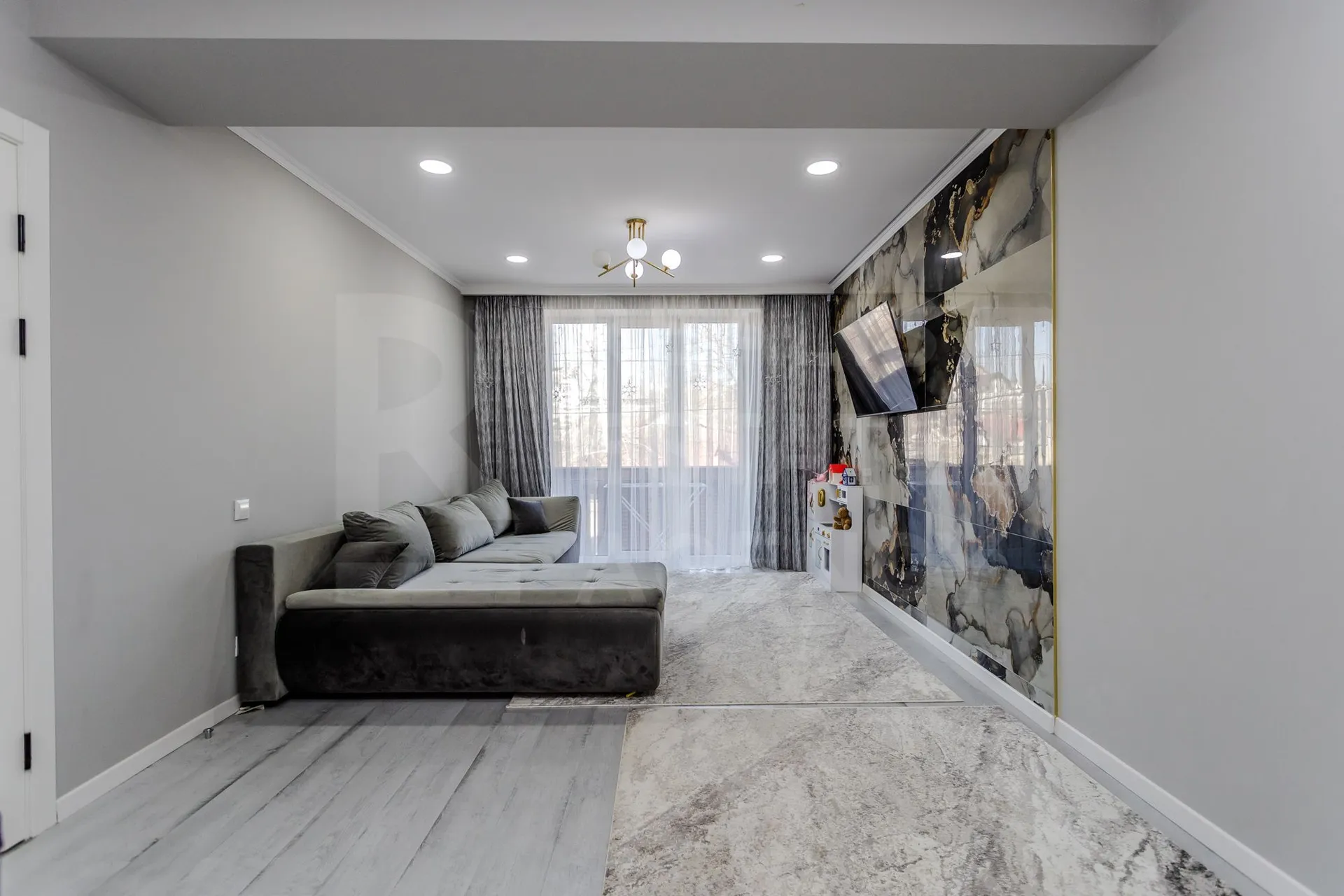2-etaje casă, 3 camere, 160 m² — Imagine 3