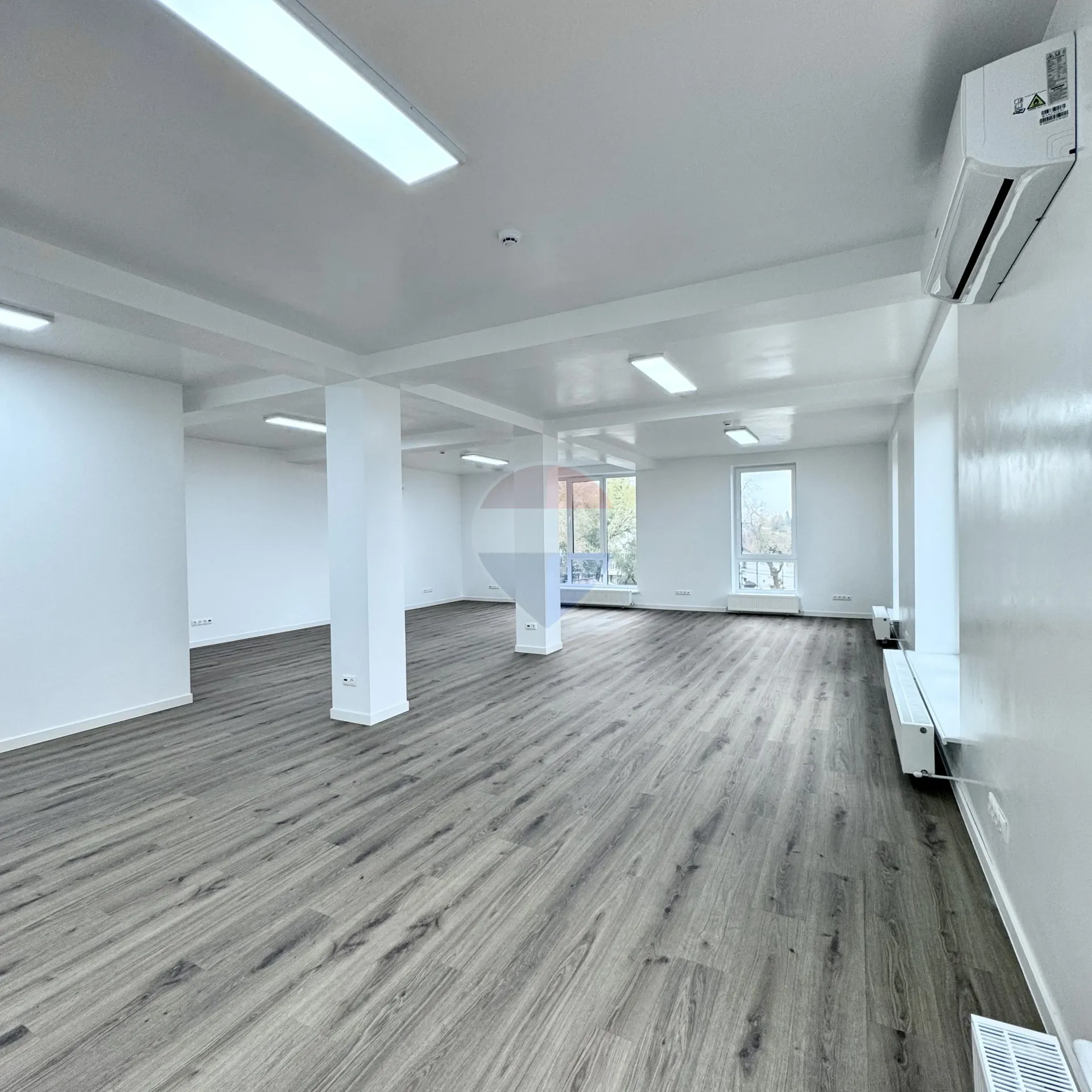 Ready business, 552 m² — Image 3