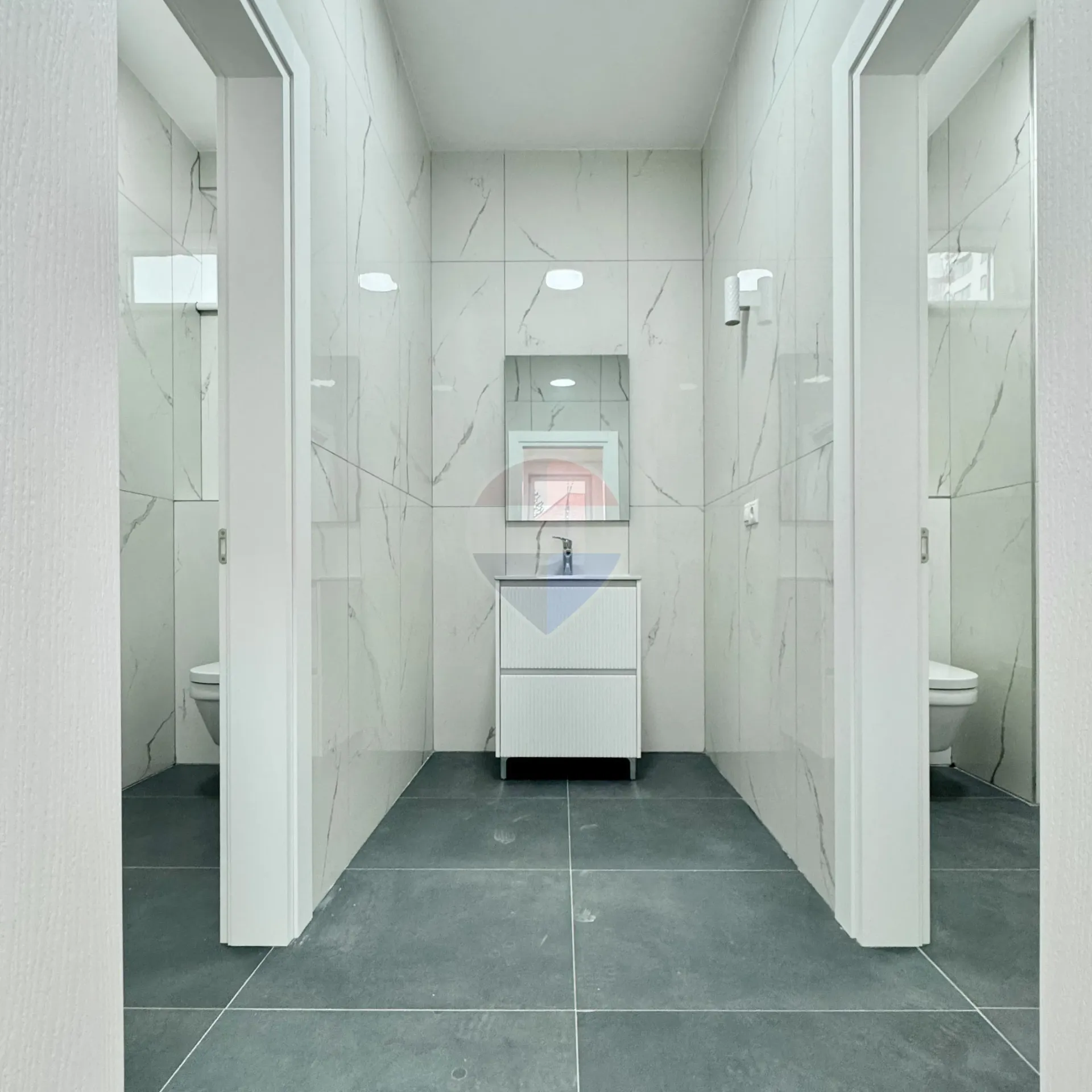 Ready business, 552 m² — Image 2