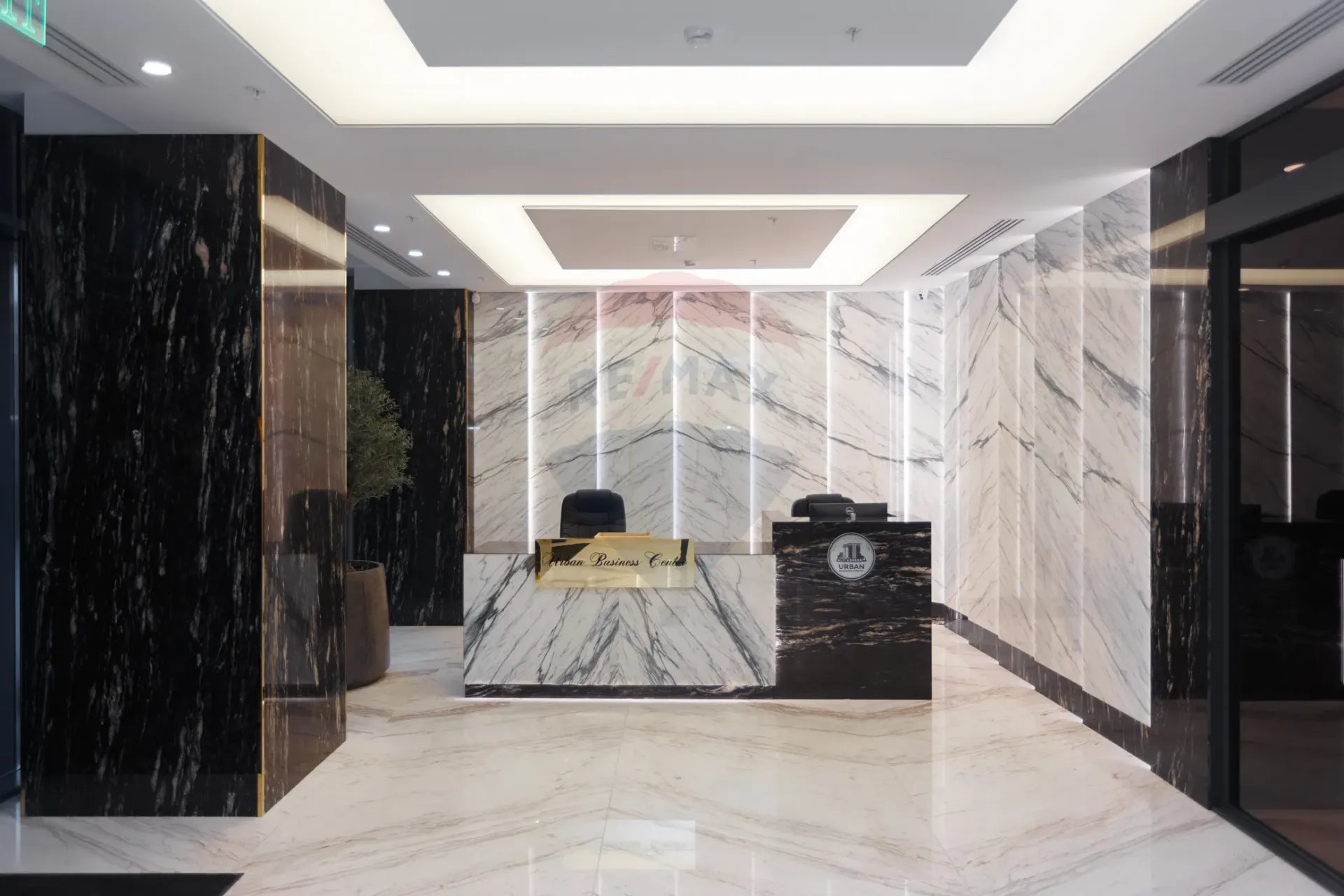 1-bedroom office, 15 000 m² — Image 9