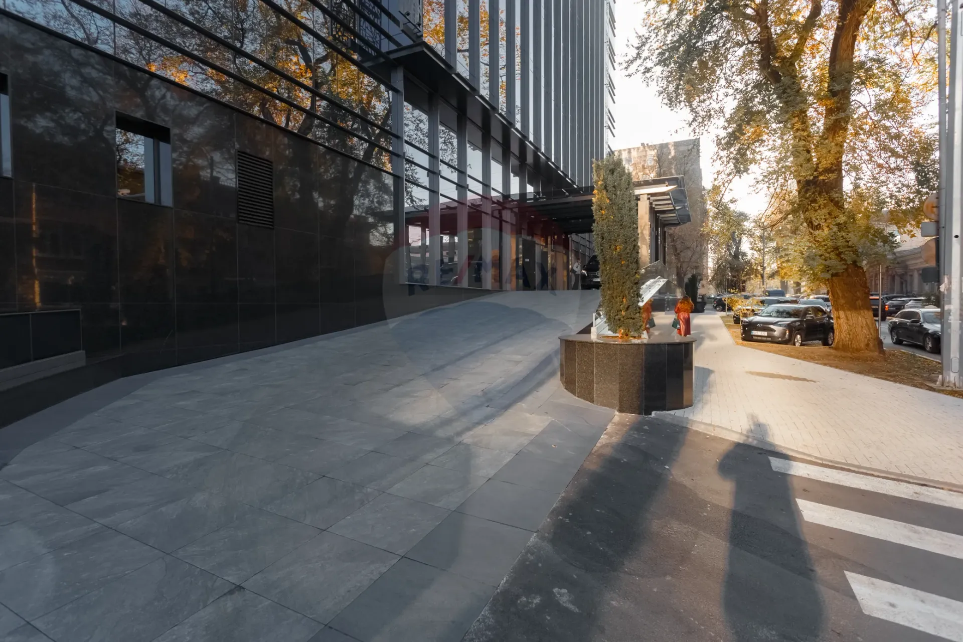 1-bedroom office, 15 000 m² — Image 20