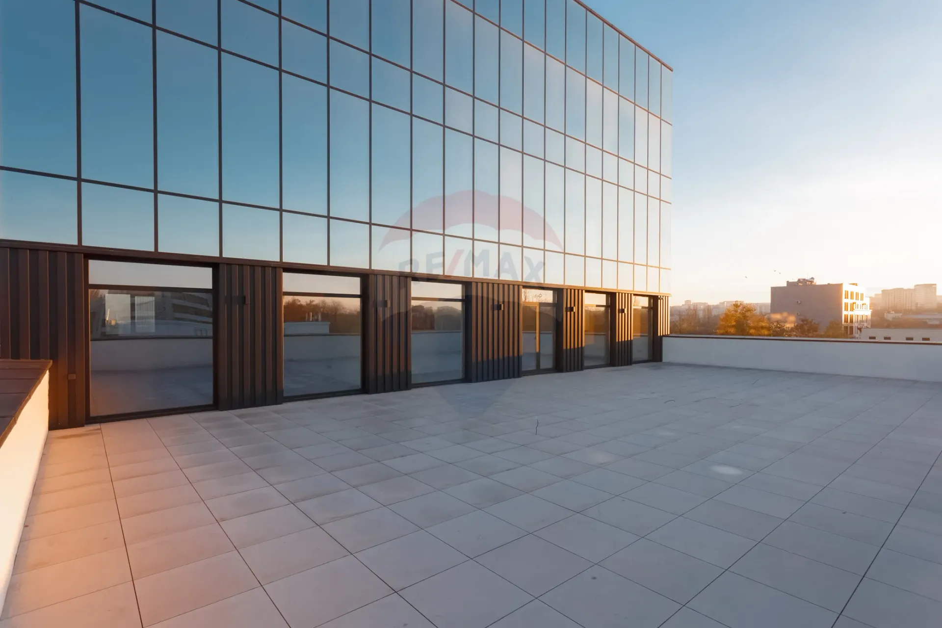 1-bedroom office, 100 m² — Image 4