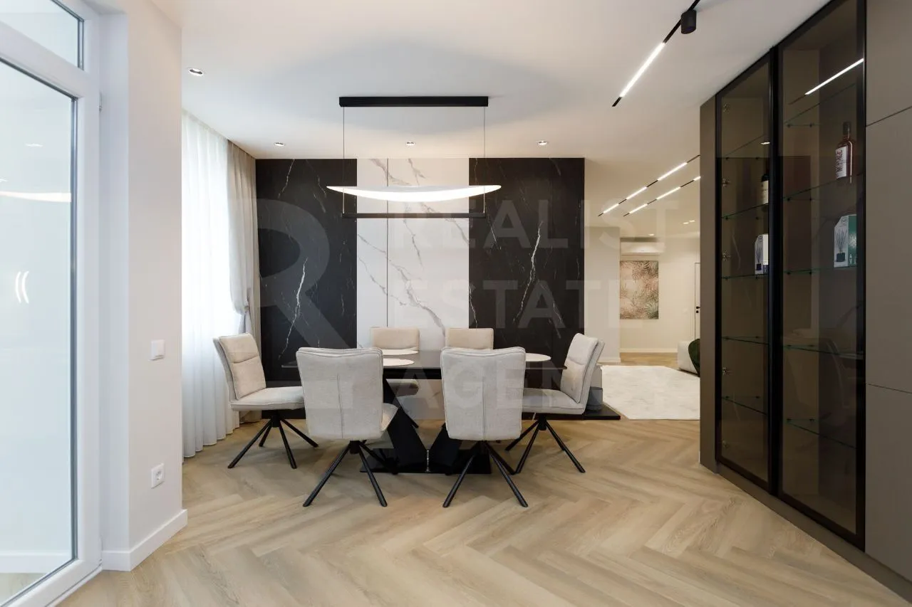 3-bedroom apartment, 112 m² — Image 3