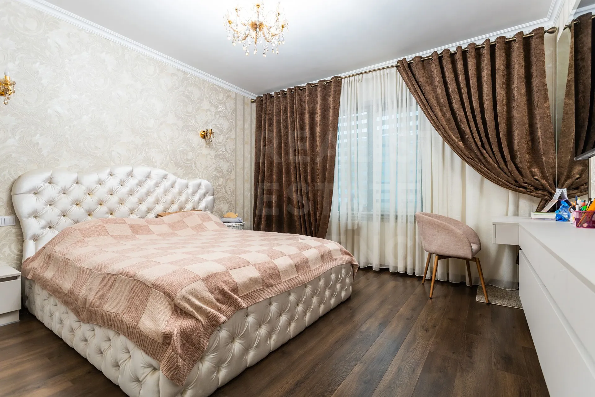 2-этажный дом, 3 комнаты, 170 м² — Изображение 4