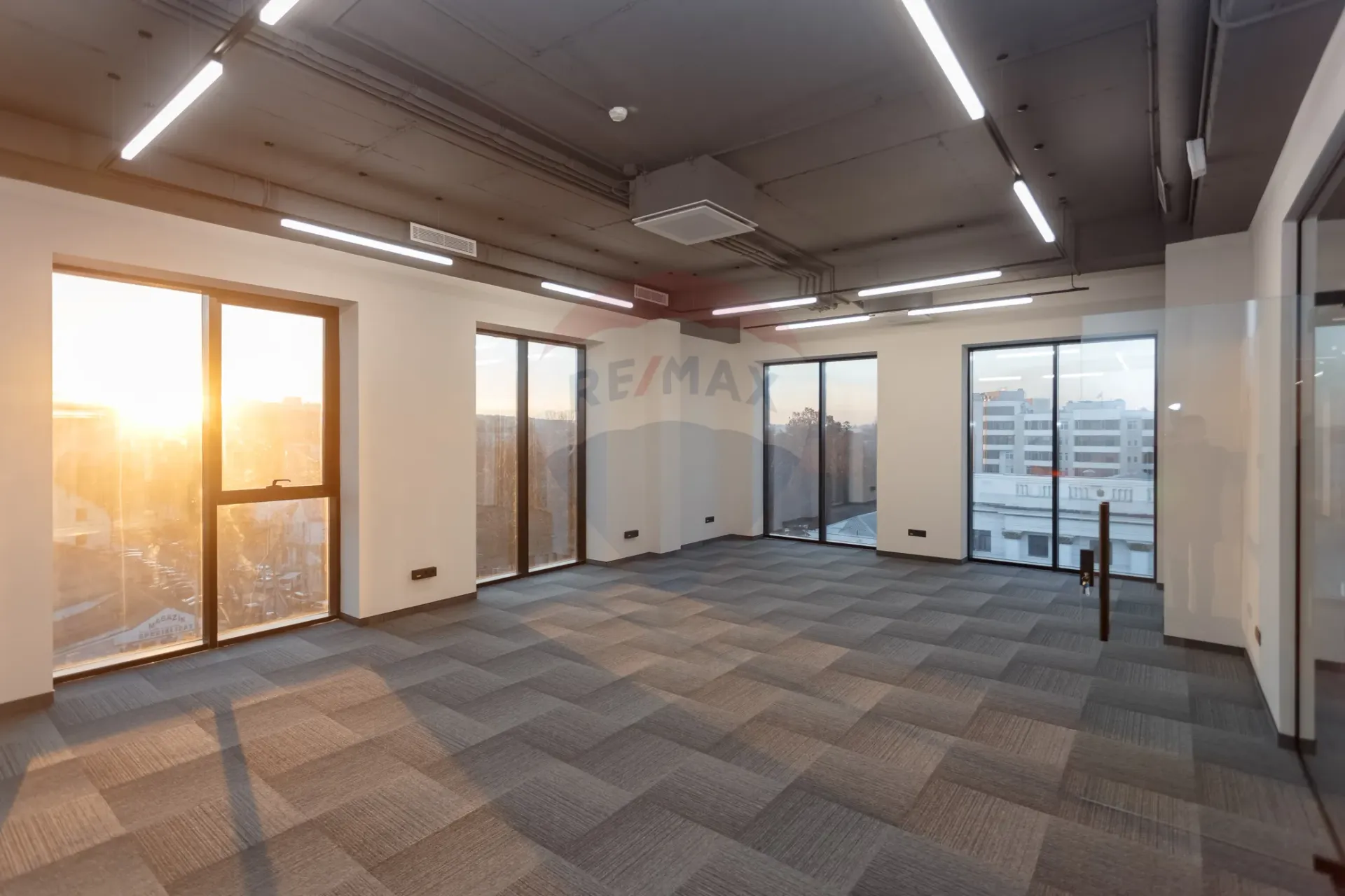 1-bedroom office, 100 m² — Image 8