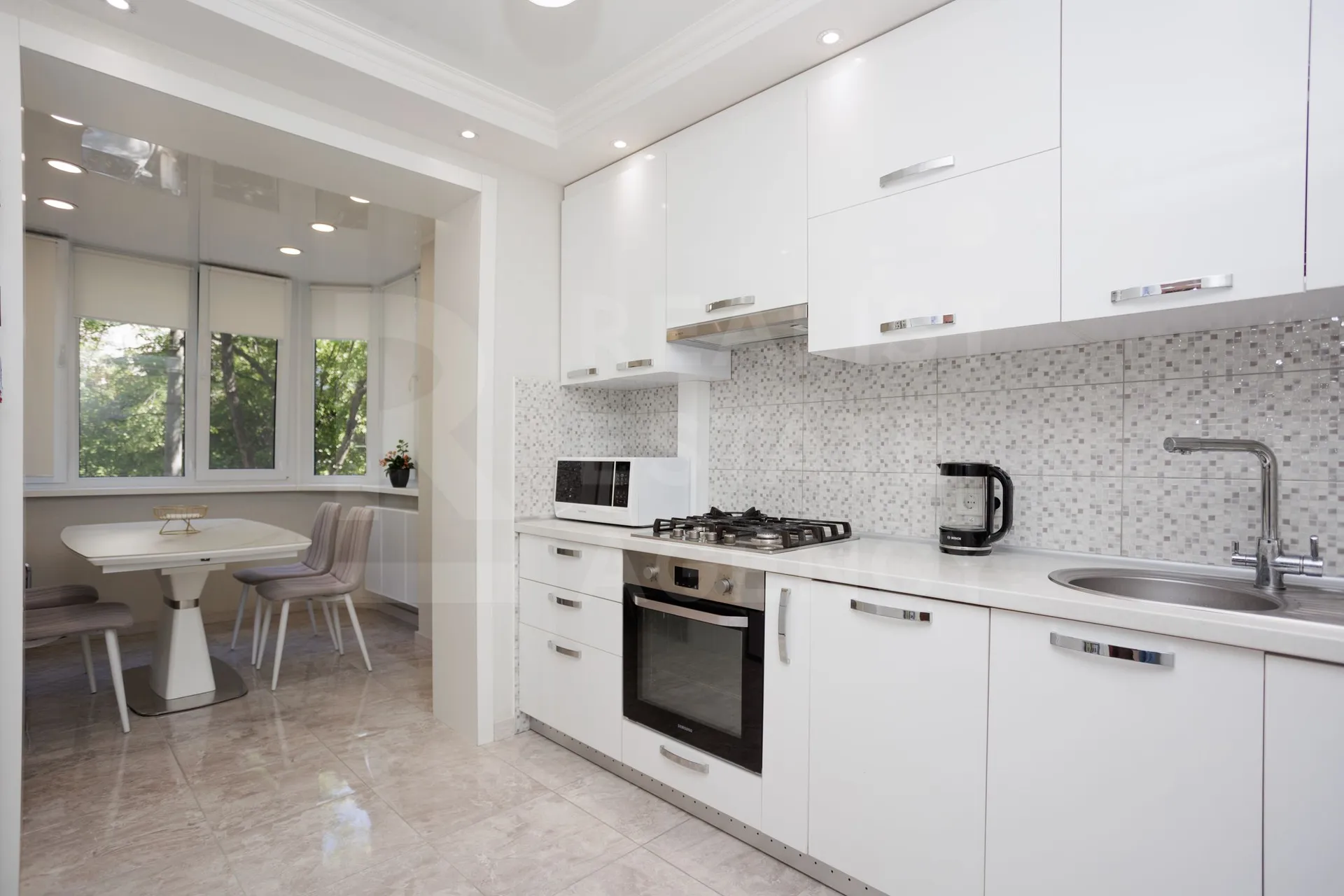 4-комнатная квартира, 80 м² — Изображение 2