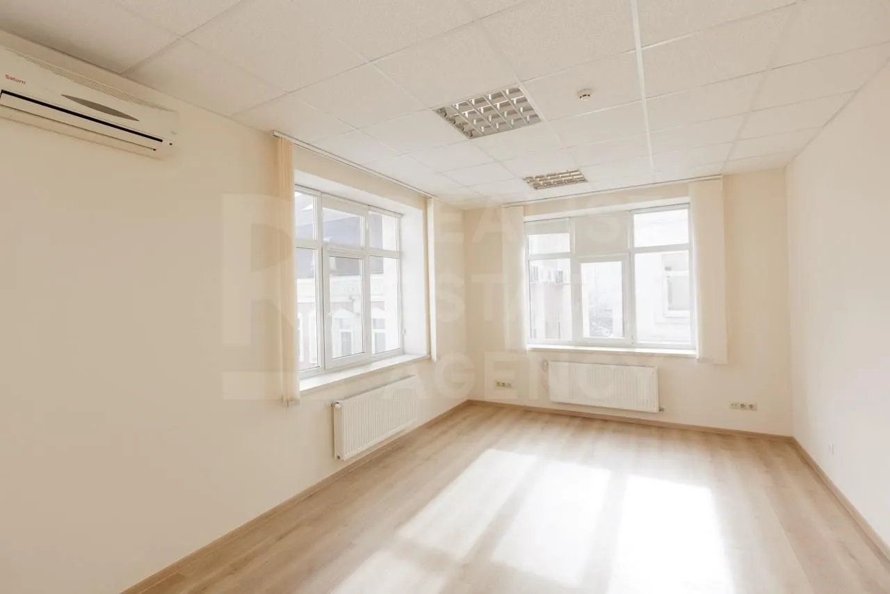 3-camere birou, 465 m² — Imagine 1