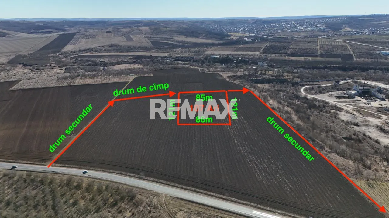 Commercial Land, 1.07 hectares — Image 1