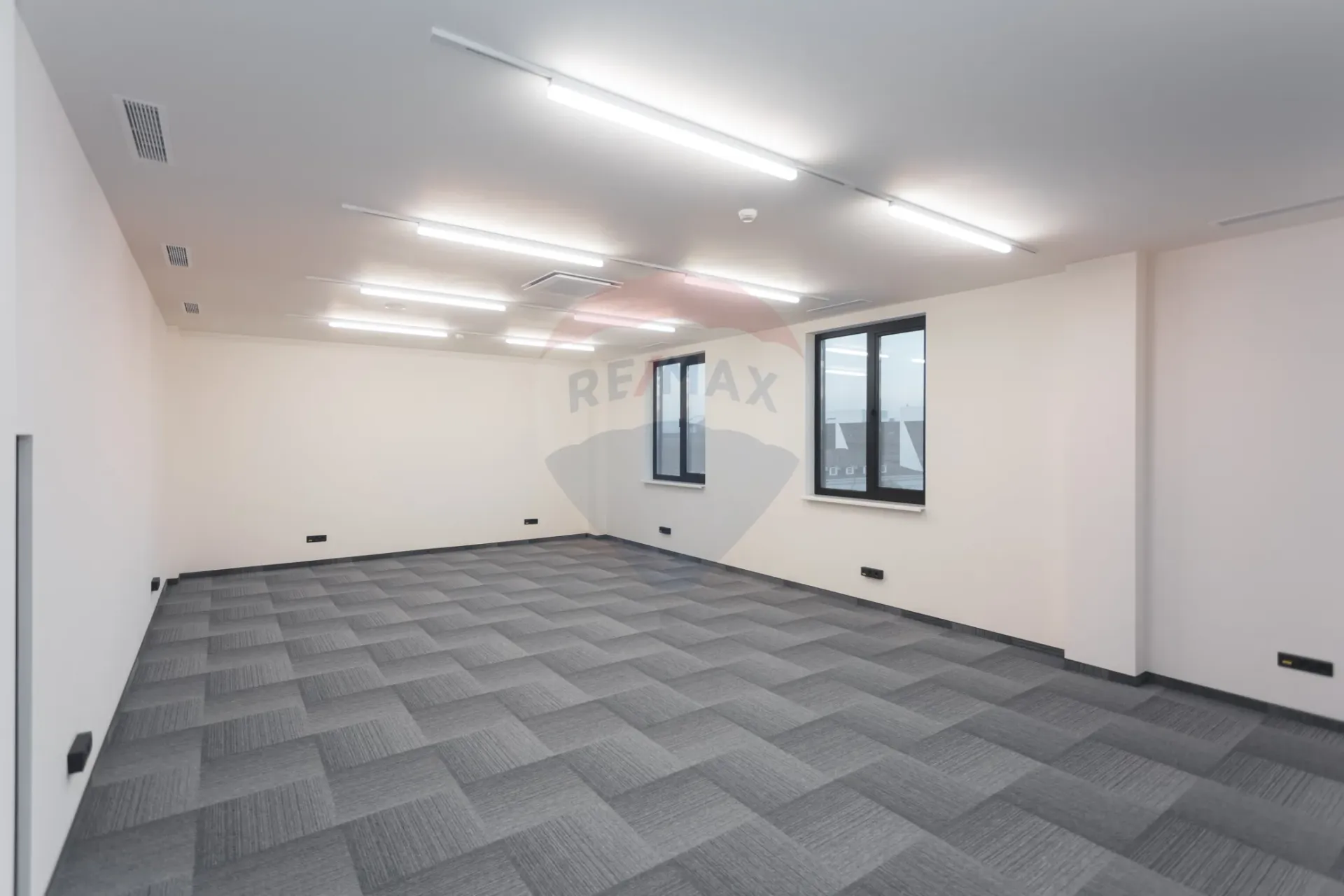 1-bedroom office, 100 m² — Image 12