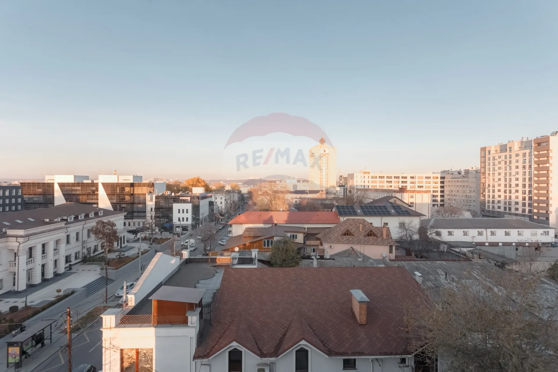 1-bedroom office, 100 m² — Image 17