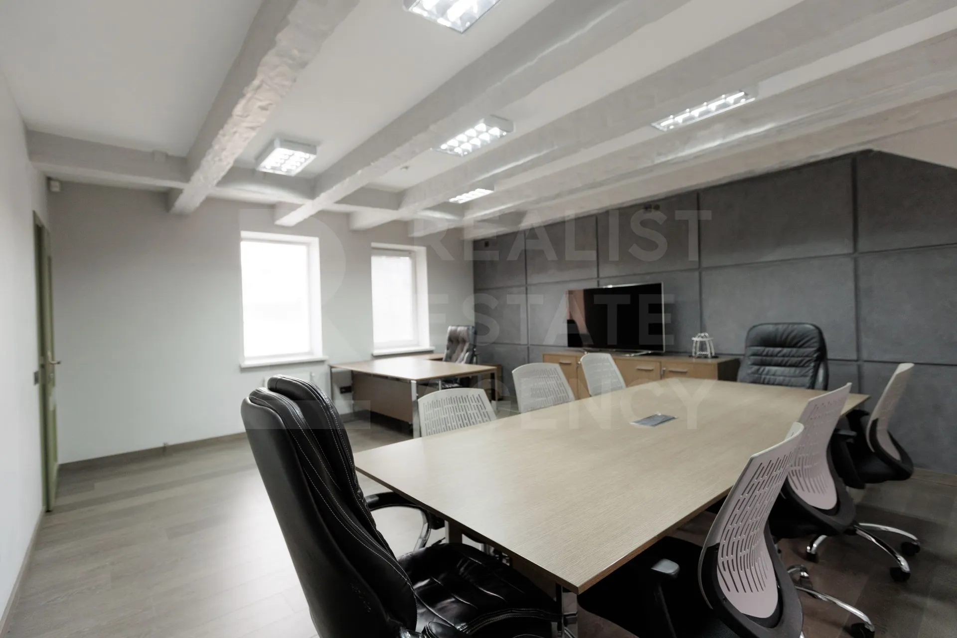 7-комнатный офис, 188 м² — Изображение 1