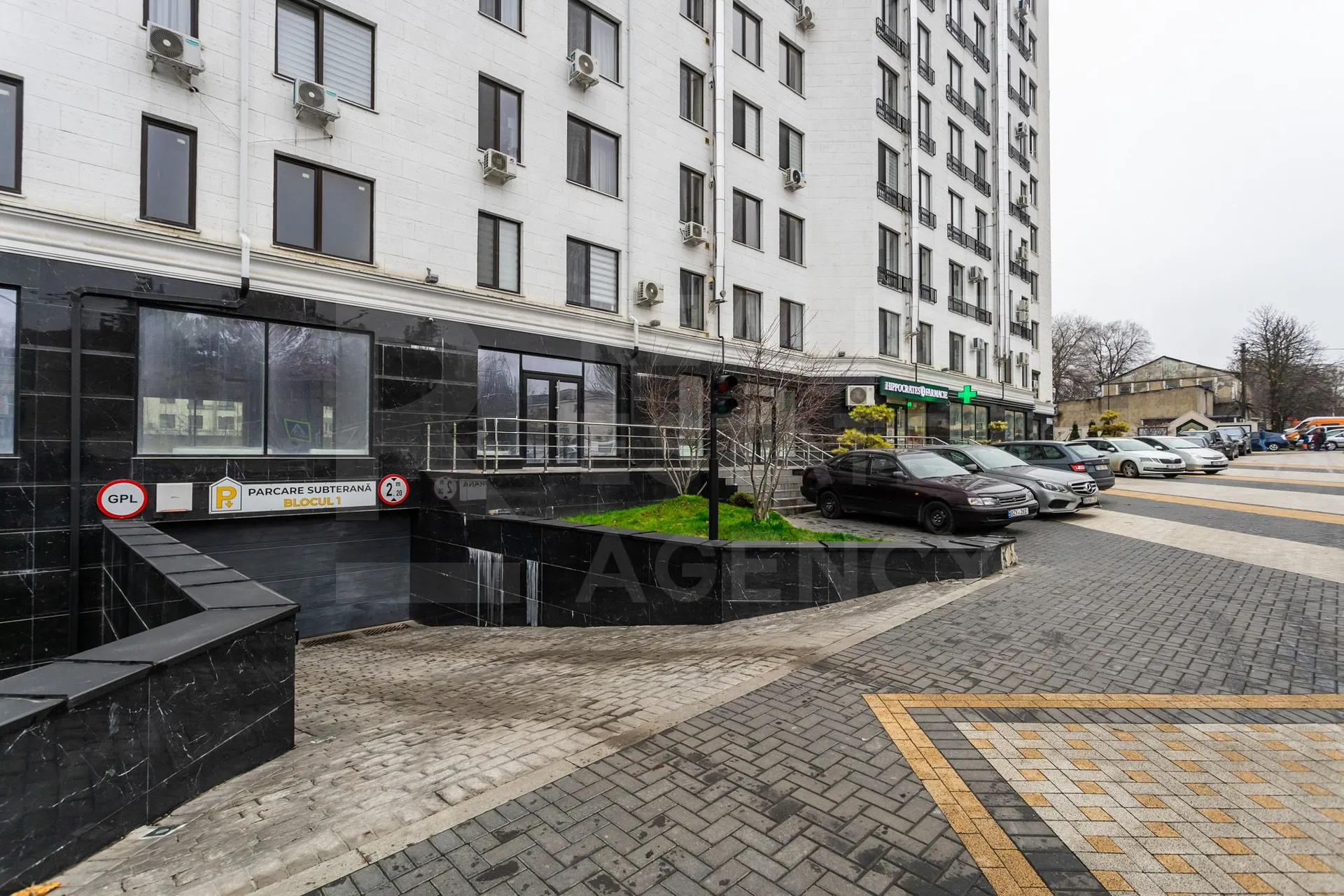 Spațiu comercial, 244.8 m² — Imagine 2