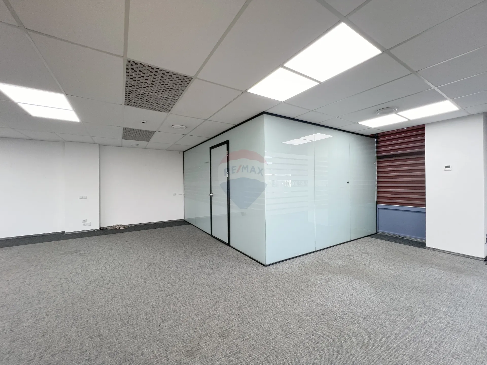1-bedroom office, 50 m² — Image 11