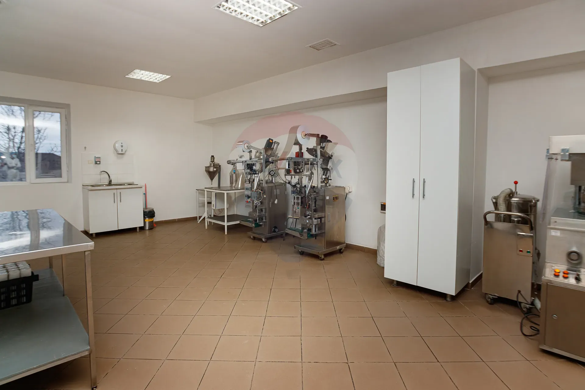 Production space, 3 154.8 m² — Image 4