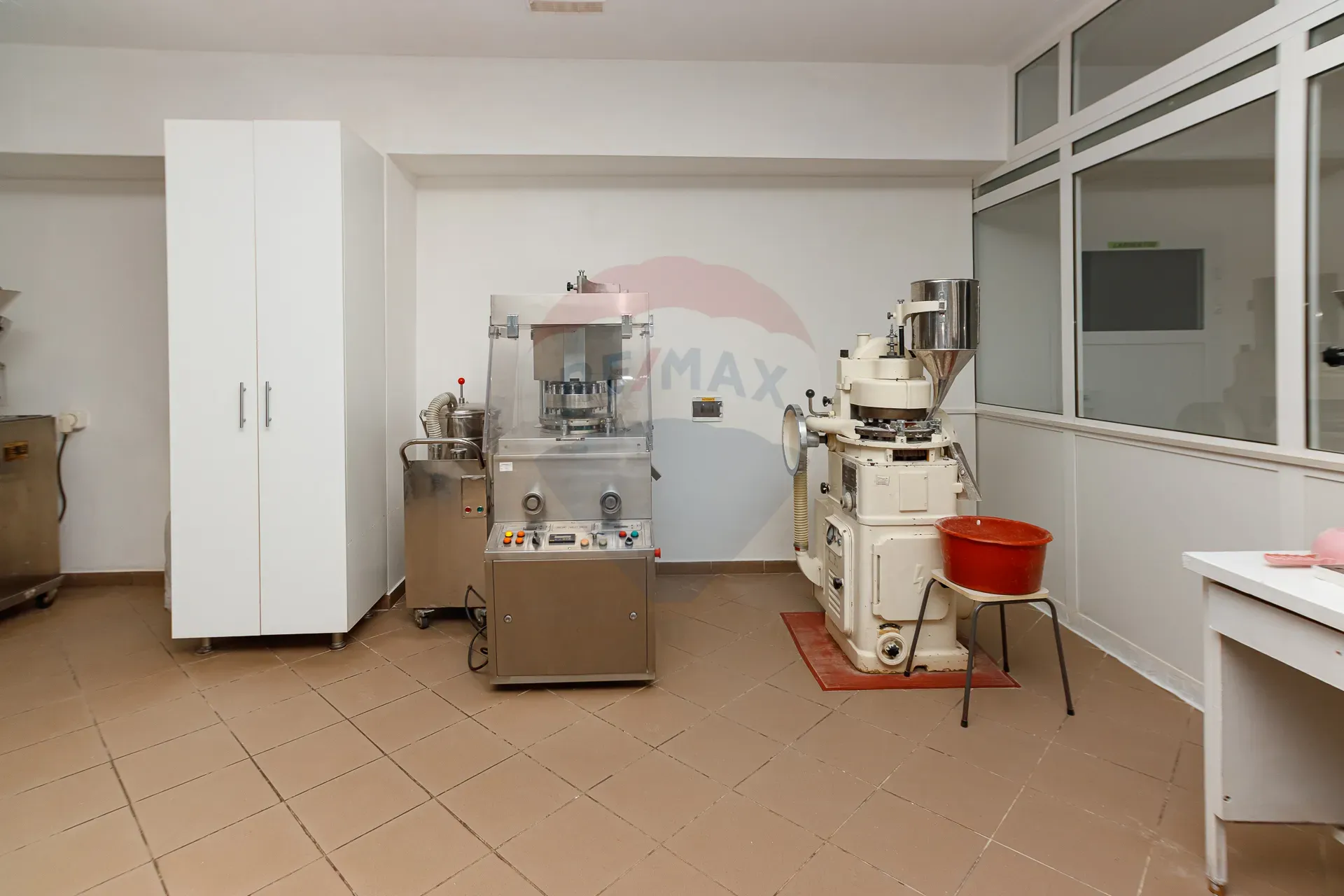 Production space, 3 154.8 m² — Image 14