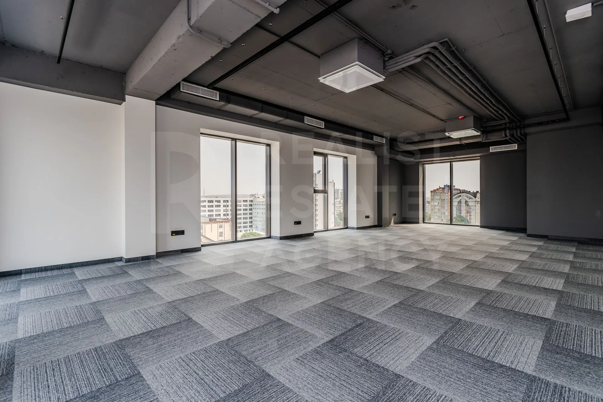 1-bedroom office, 900 m² — Image 3