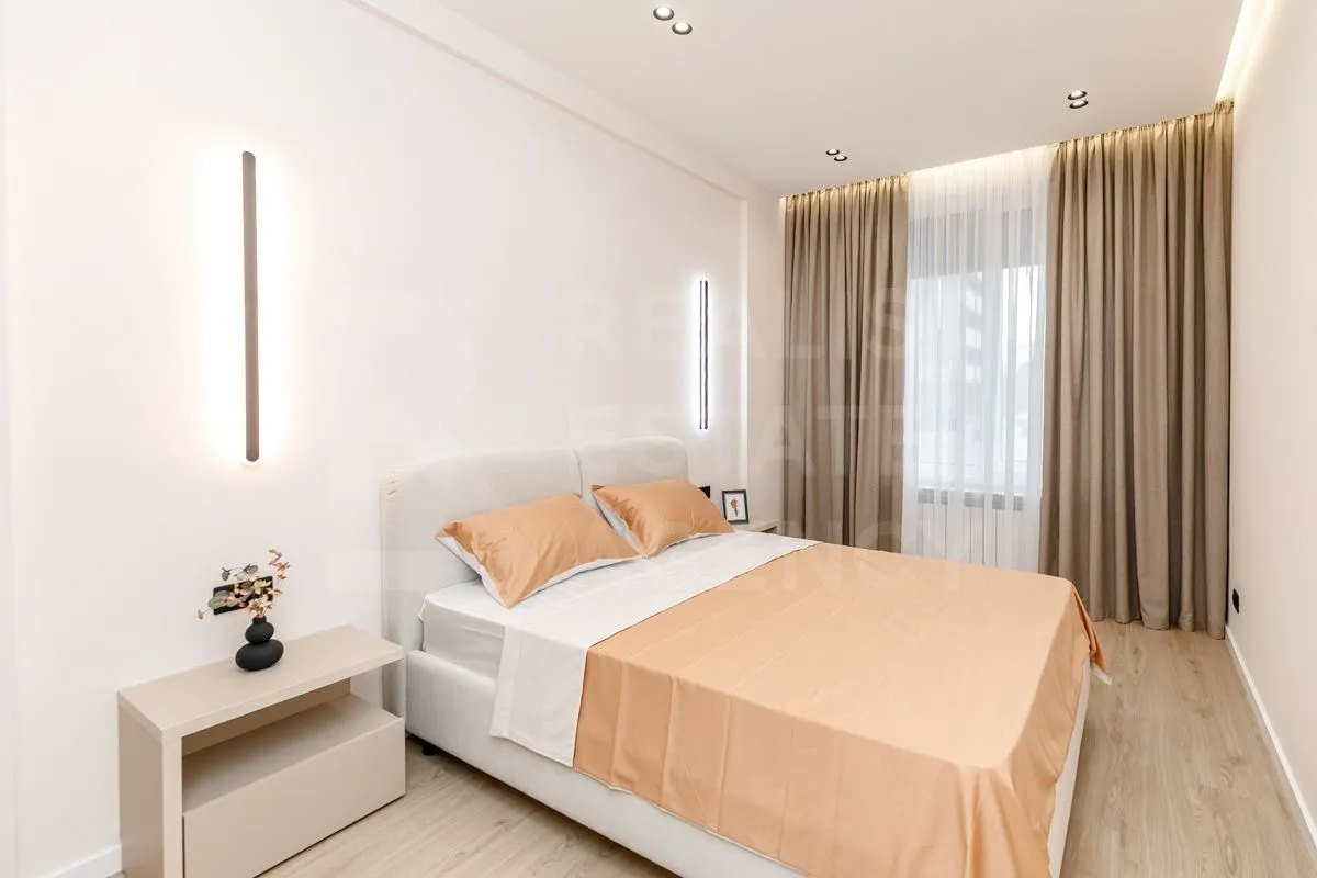 3-комнатная квартира, 106.6 м² — Изображение 4