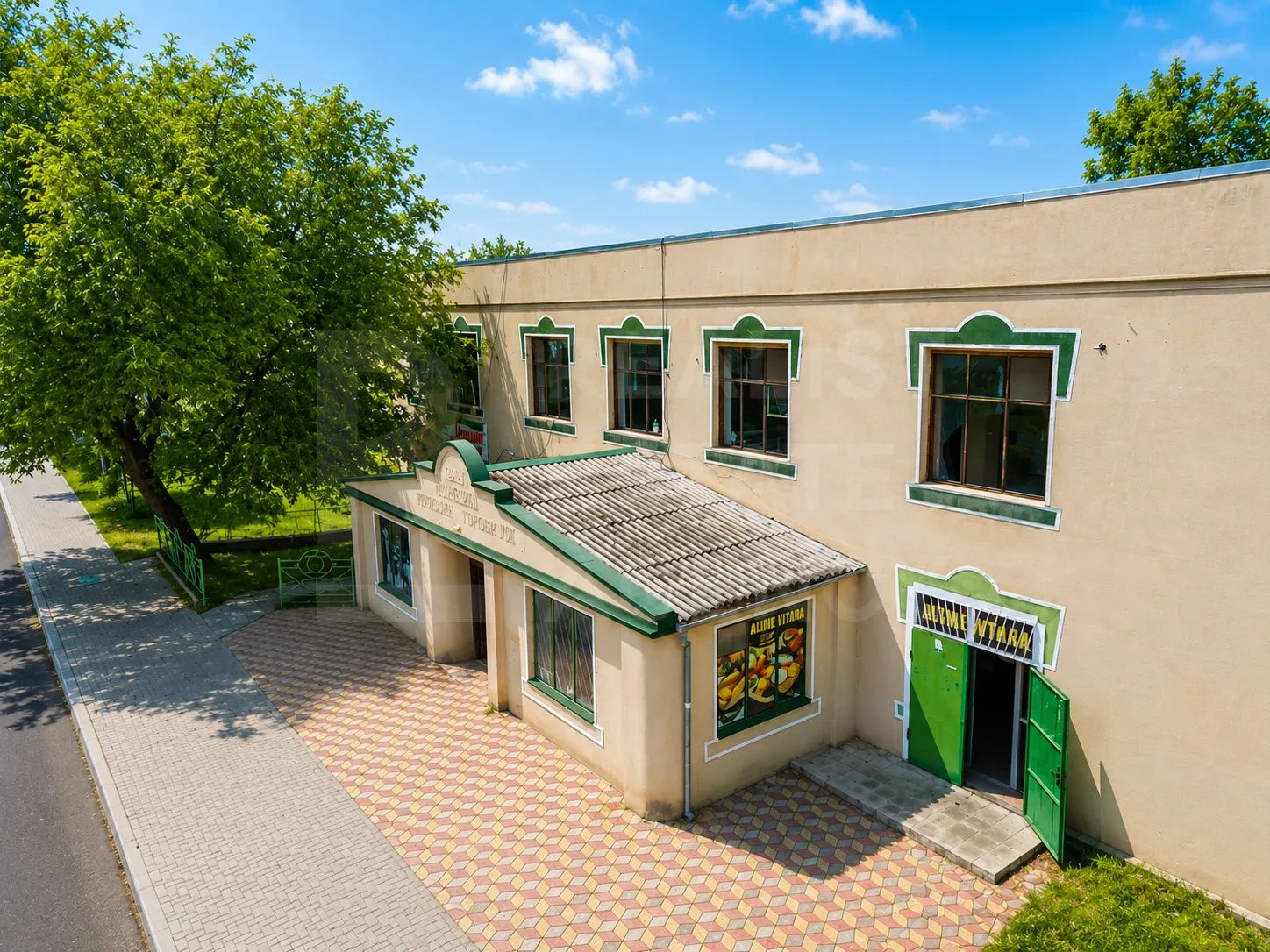 Spațiu comercial, 356 m² — Imagine 1