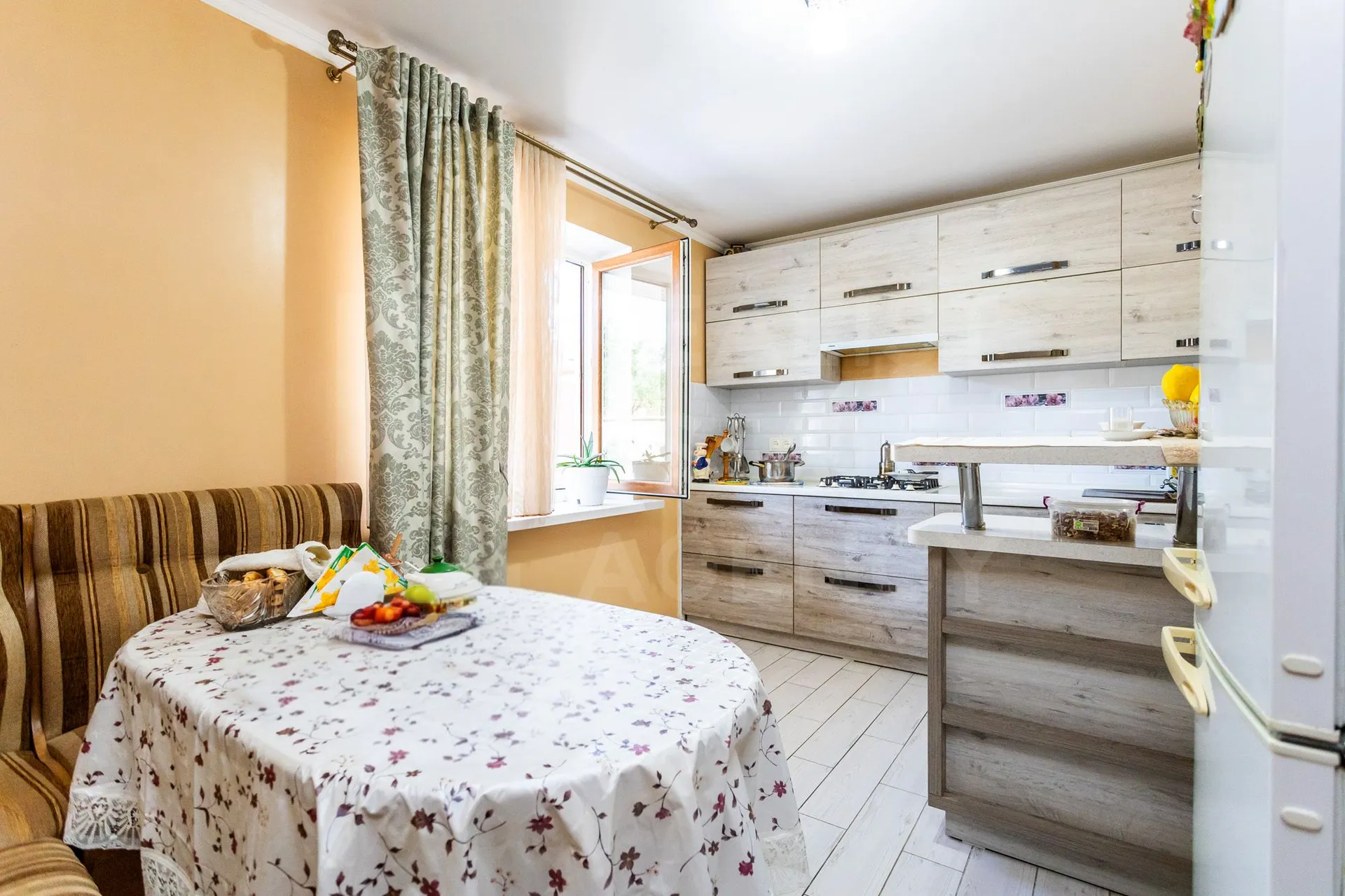 2-этажный дом, 3 комнаты, 120 м² — Изображение 2