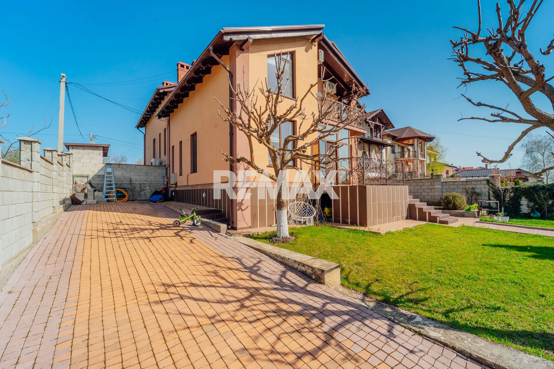 2-floor house, 160 m² — Image 18