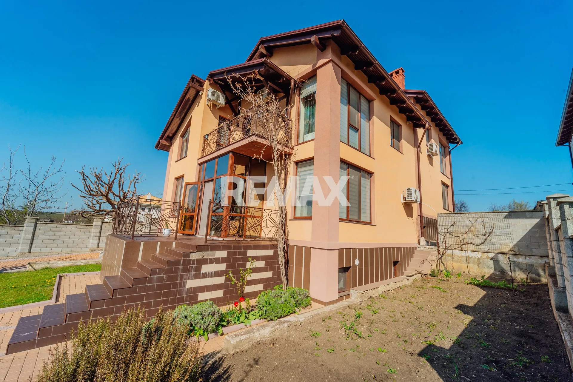 2-floor house, 160 m² — Image 19