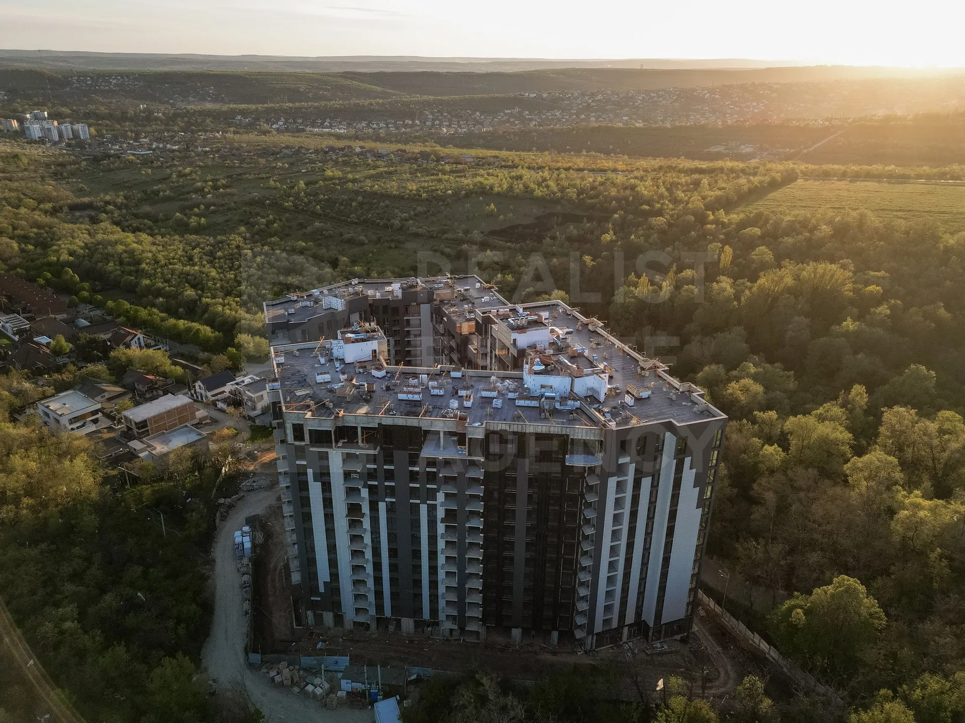 4-комнатная квартира, 95 м² — Изображение 4