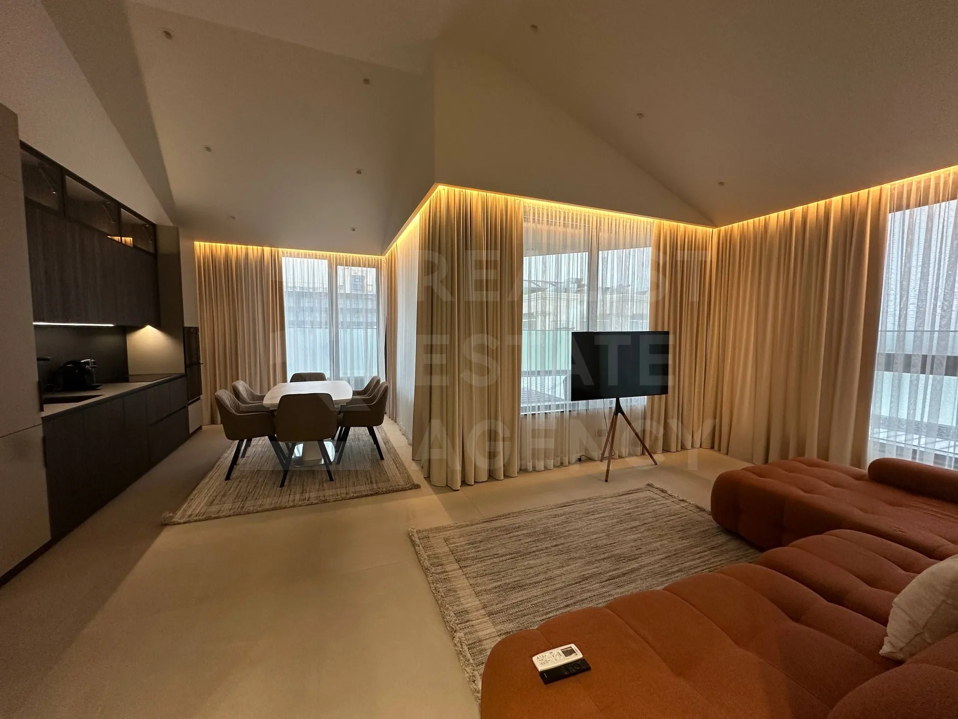 3-комнатная квартира, 95 м² — Изображение 1