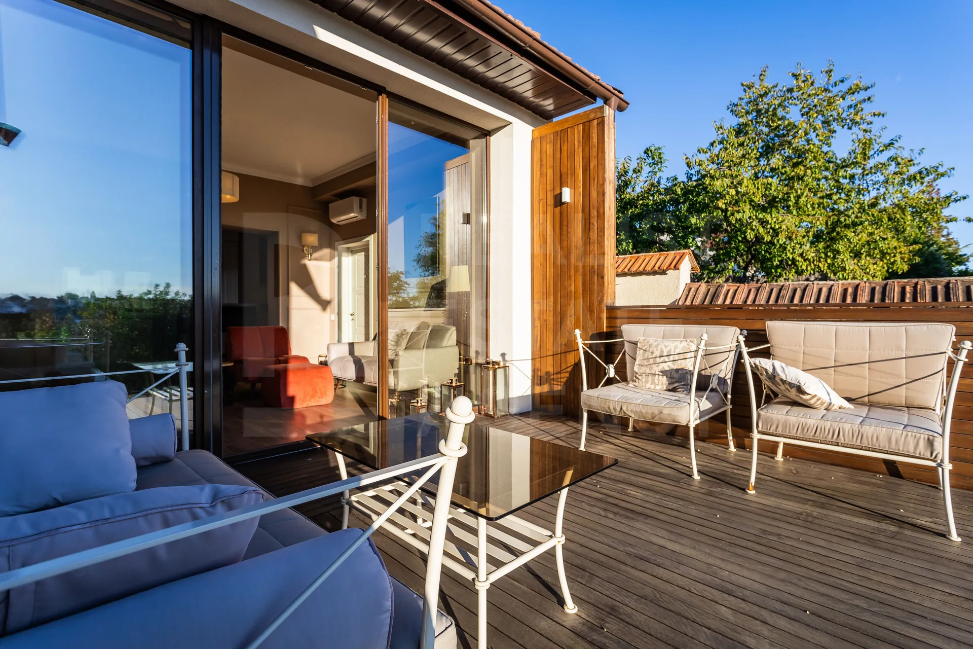3-этажный дом, 5 комнат, 500 м² — Изображение 4