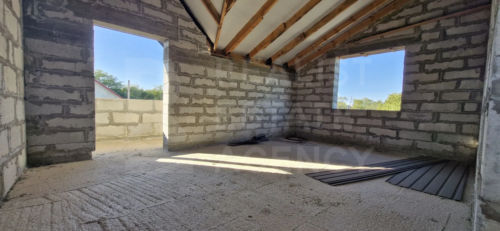 2-etaje casă, 5 camere, 188 m² — Imagine 2