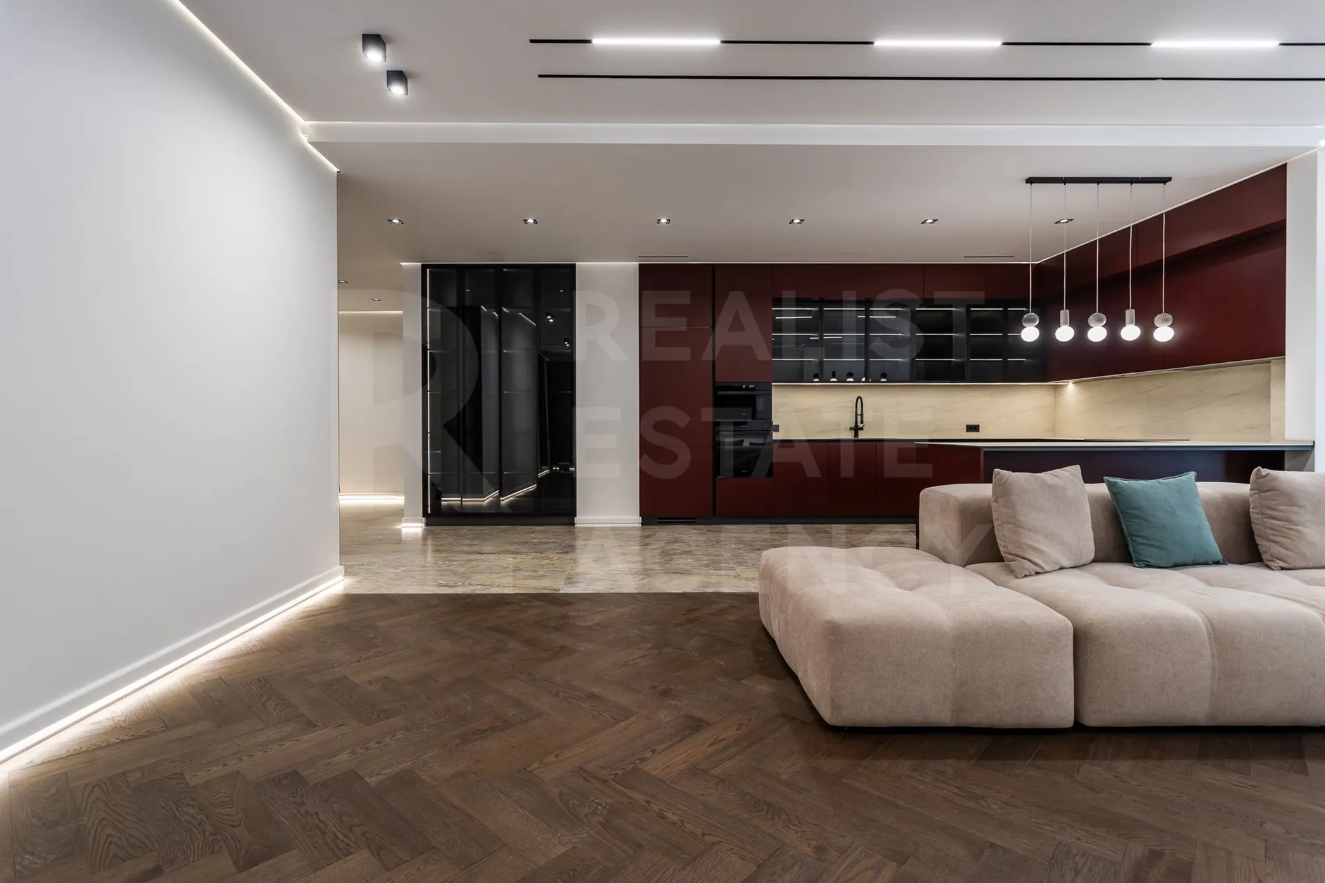 4-комнатная квартира, 178 м² — Изображение 1