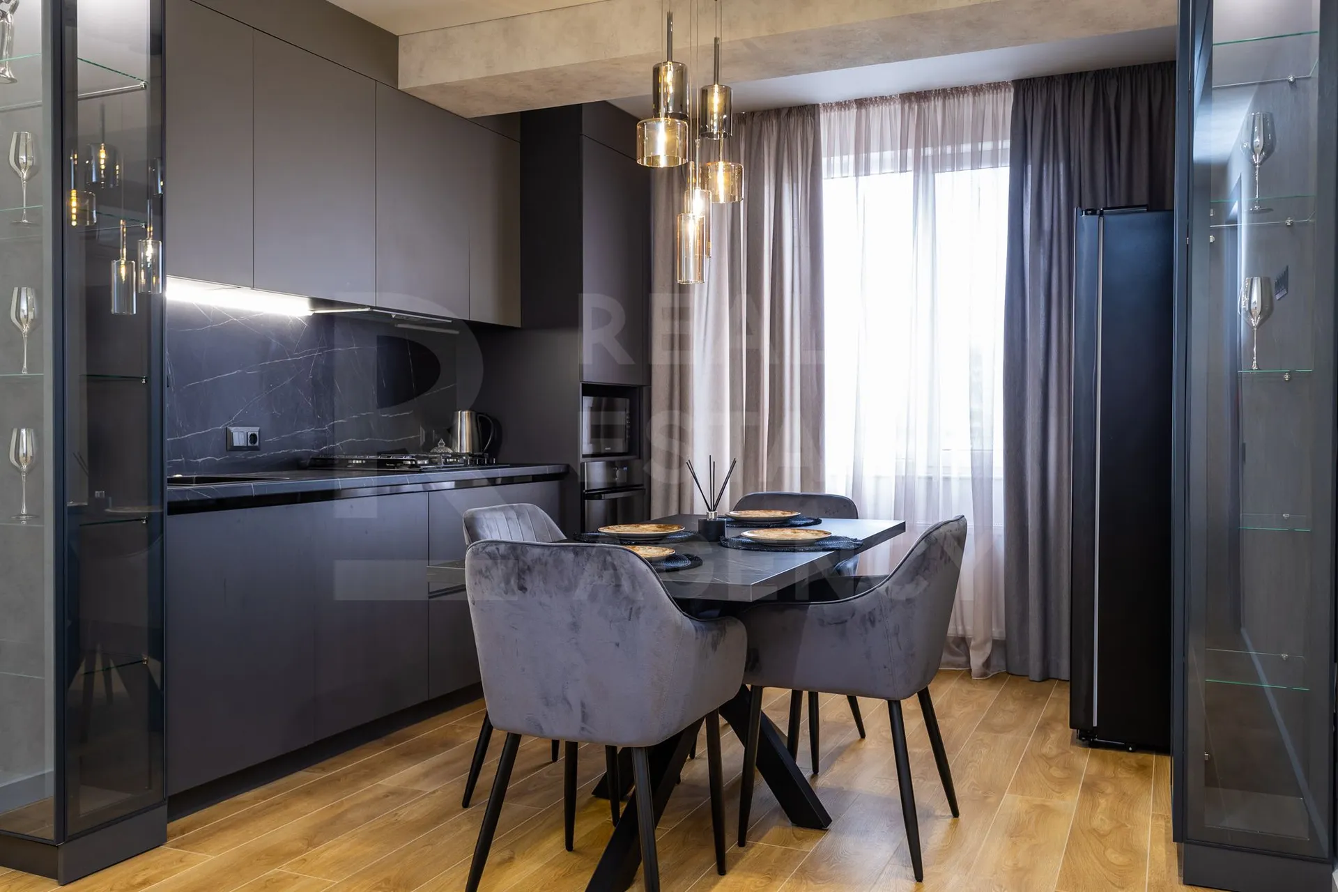 2-camere apartament, 80 m² — Imagine 1