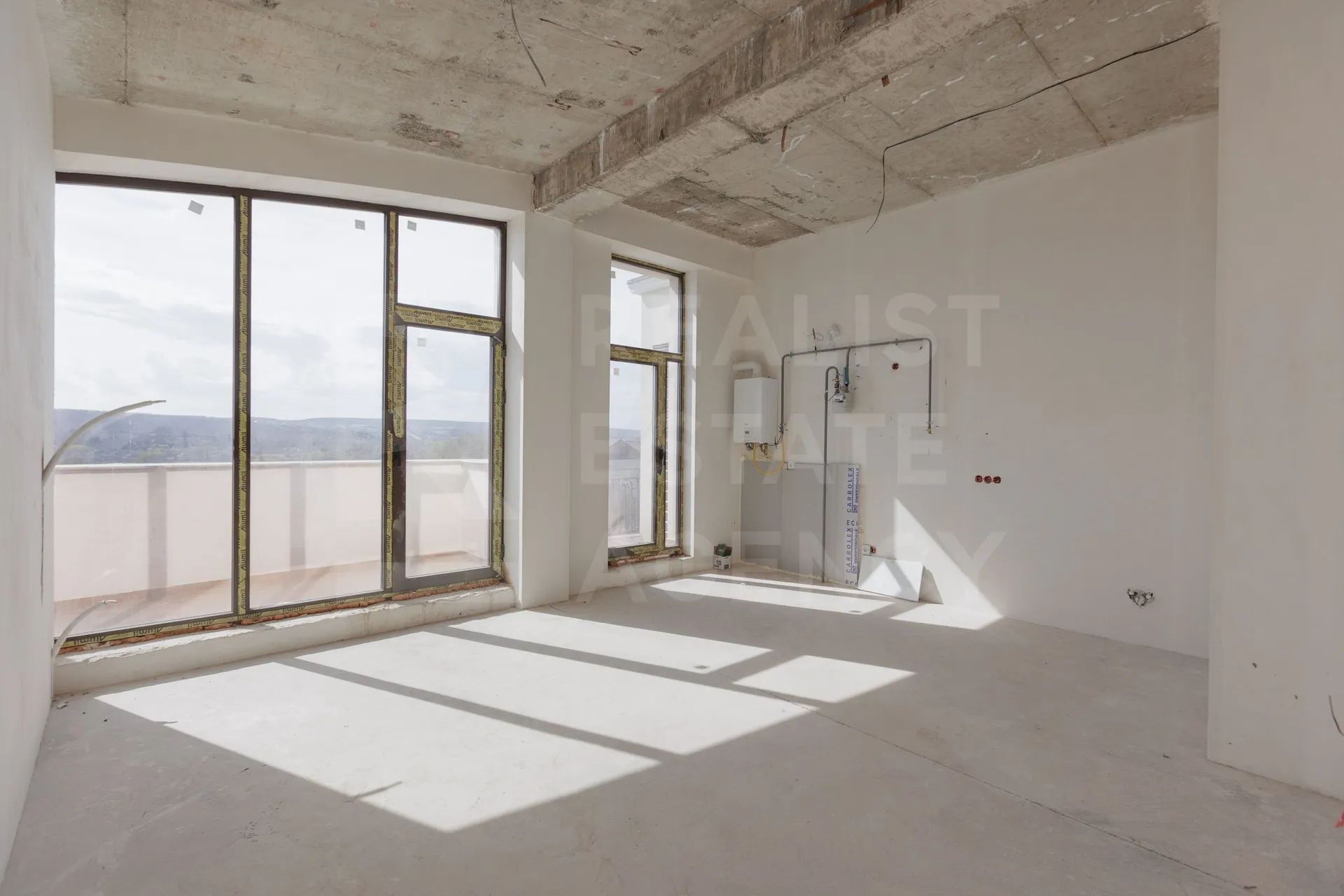 4-camere apartament, 118.5 m² — Imagine 1