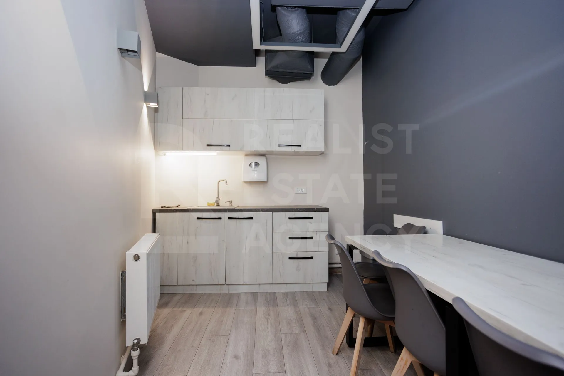 9-camere birou, 270 m² — Imagine 2