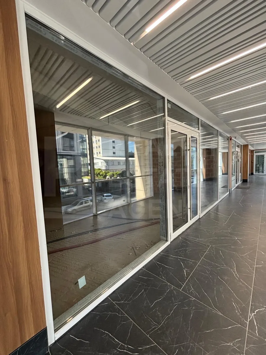 1-camere birou, 109.6 m² — Imagine 2