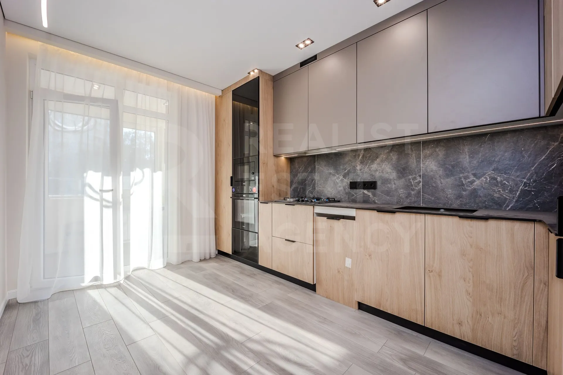 2-комнатная квартира, 76 м² — Изображение 2
