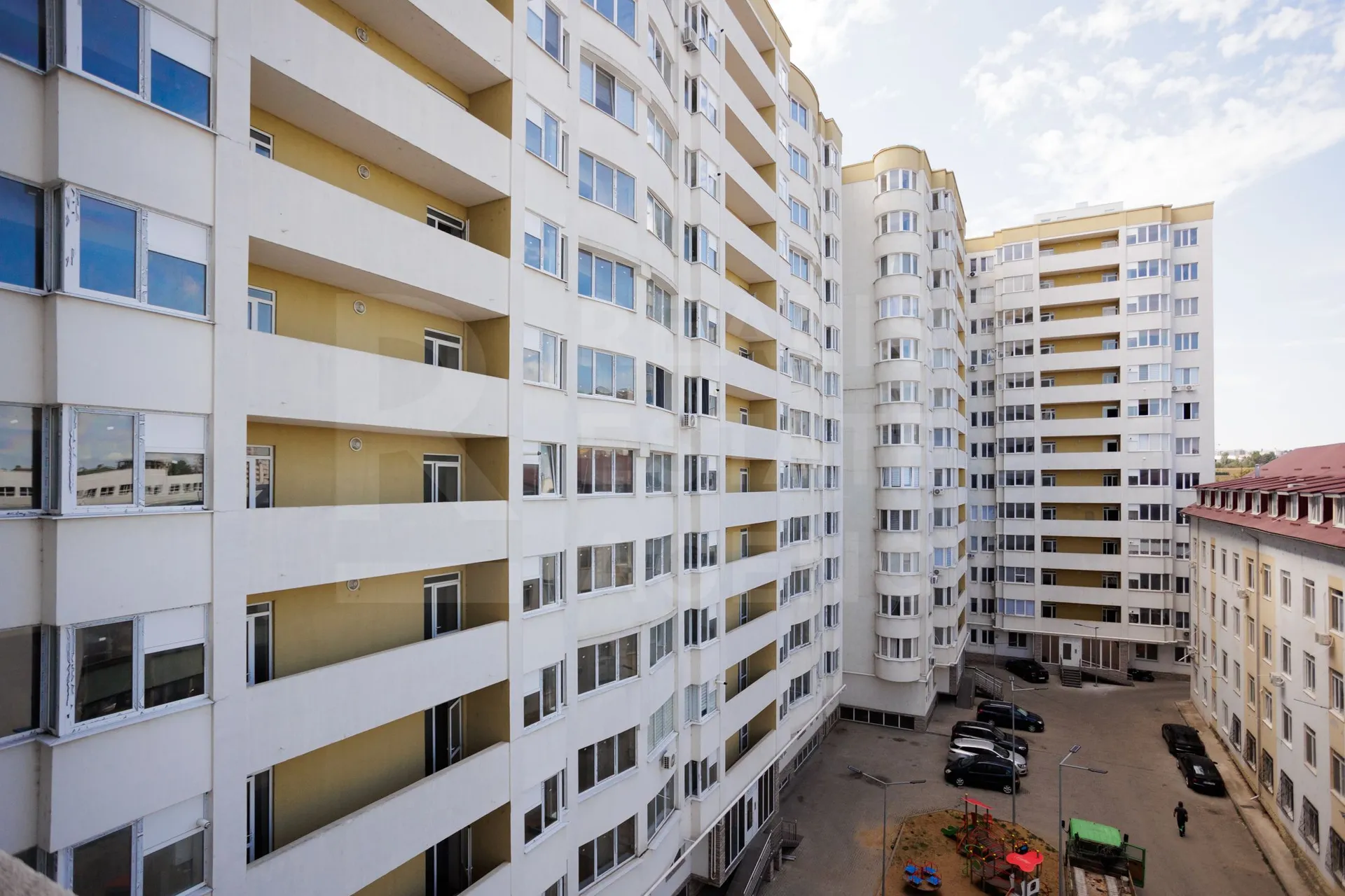 3-camere apartament, 83 m² — Imagine 1