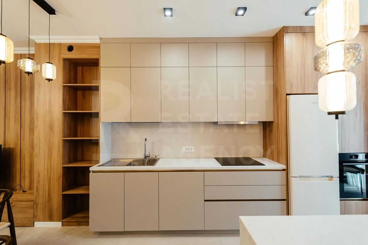 4-комнатная квартира, 140 м² — Изображение 2