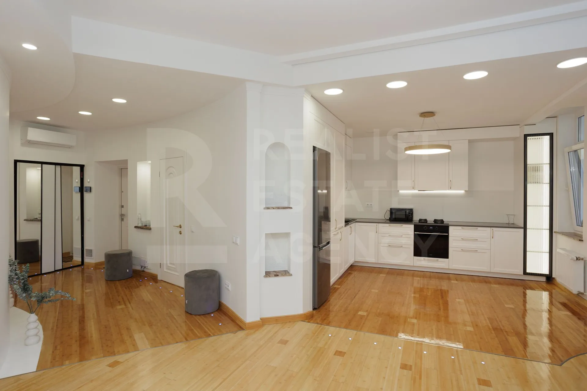 3-camere apartament, 120 m² — Imagine 2