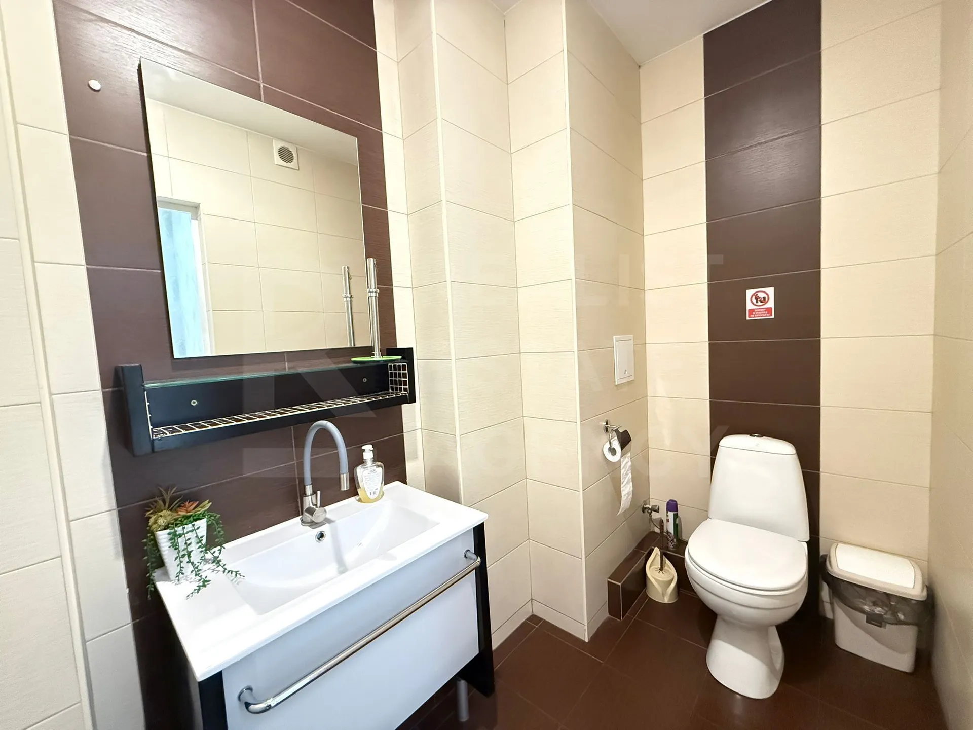 Spațiu comercial, 60 m² — Imagine 3