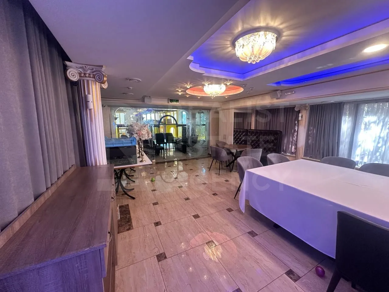 Spațiu comercial, 260 m² — Imagine 4