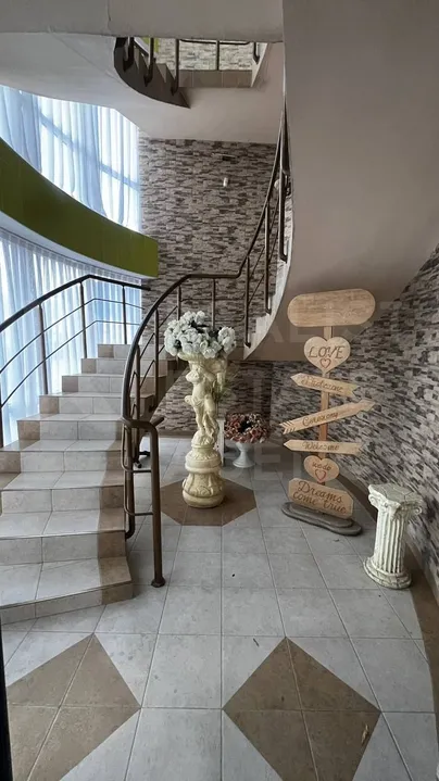 Spațiu comercial, 600 m² — Imagine 4