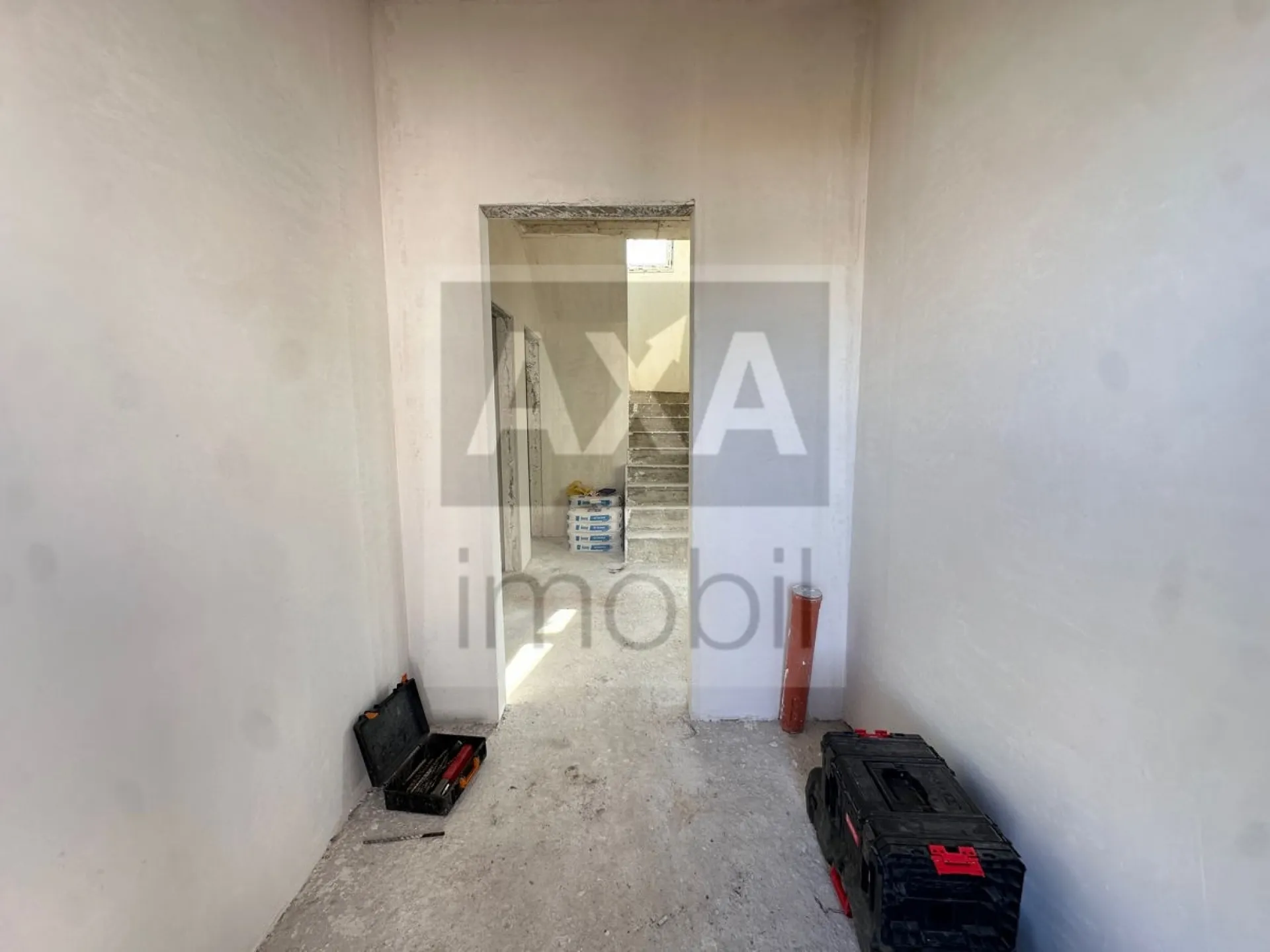 2-etaje casă, 4 camere, 150 m² — Imagine 4