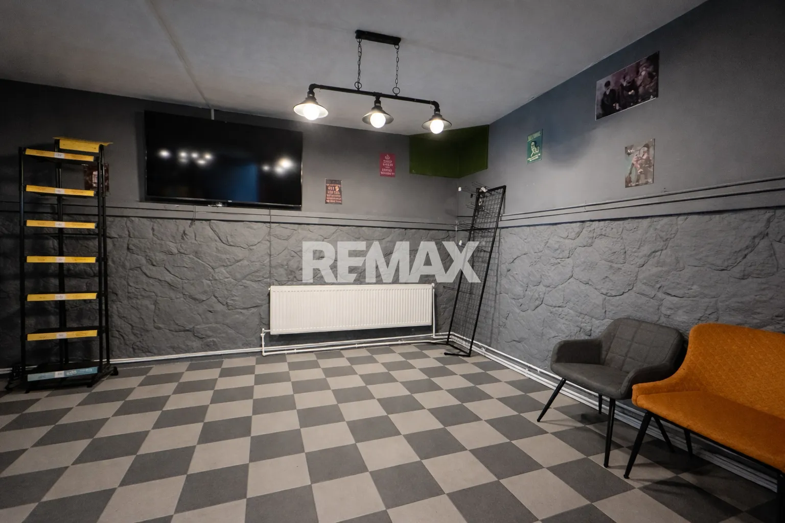 Trade space, 110 m² — Image 1