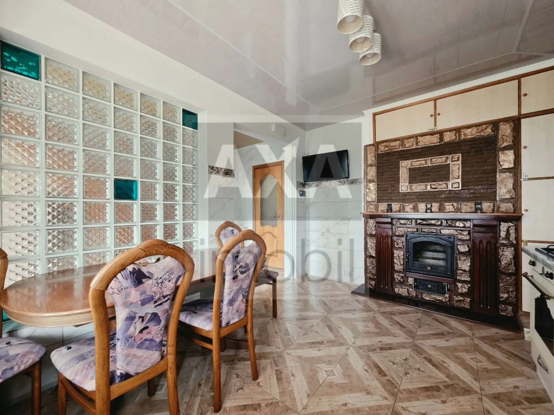 2-etaje casă, 3 camere, 130 m² — Imagine 3