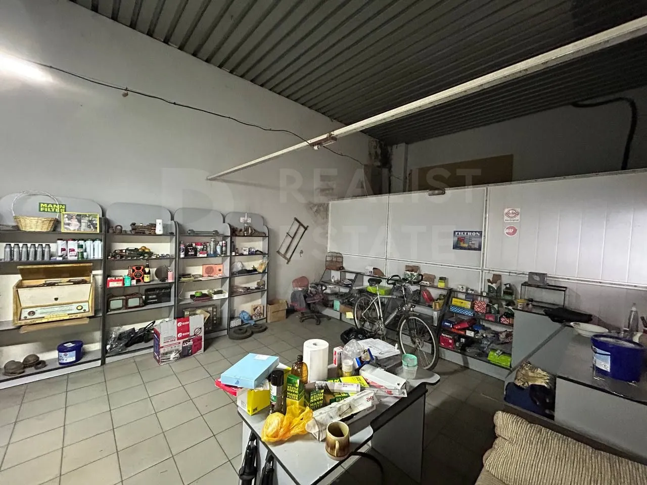 Trade space, 287 m² — Image 2