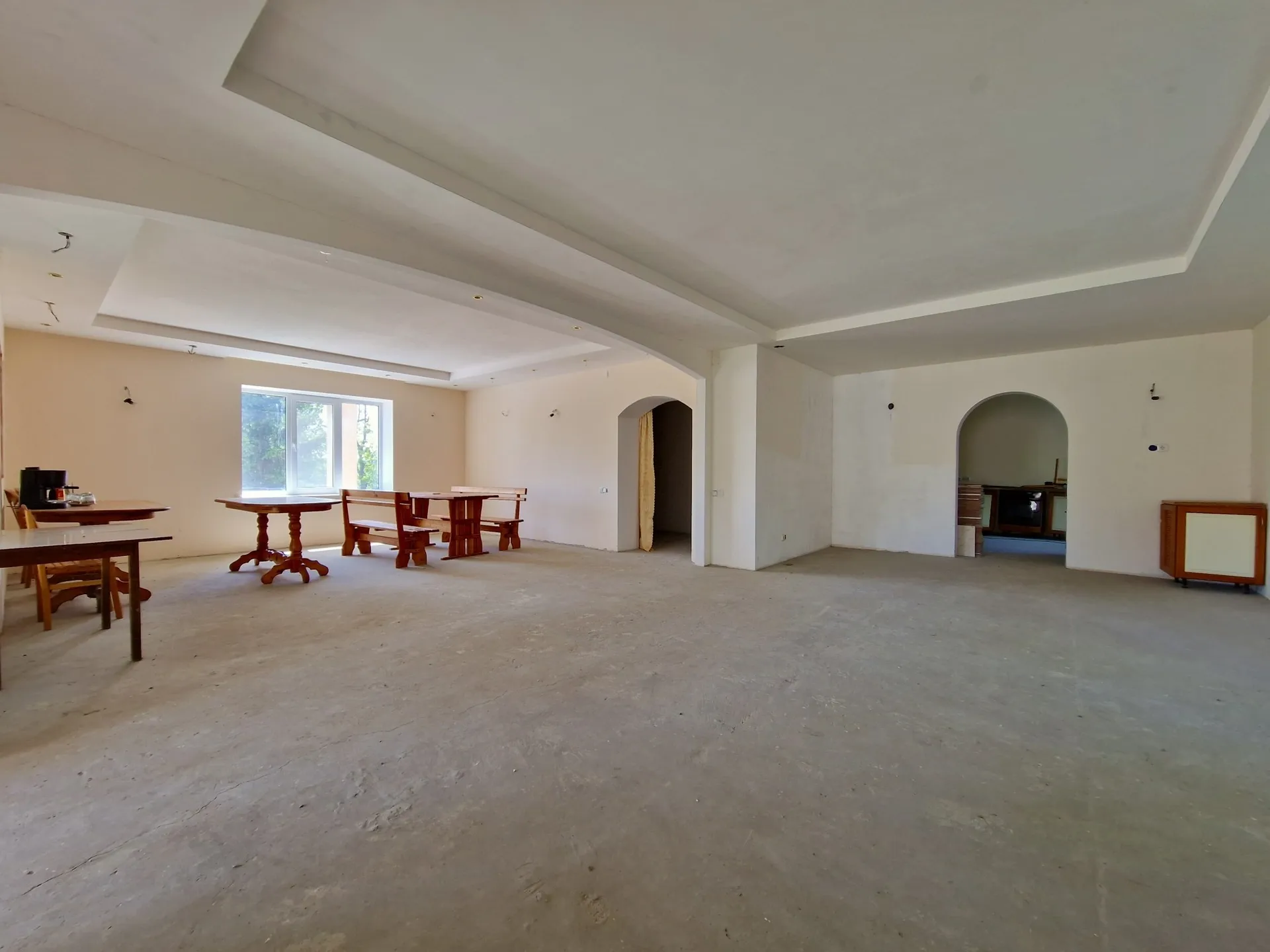 4-etaje casă, 4 camere, 500 m² — Imagine 2