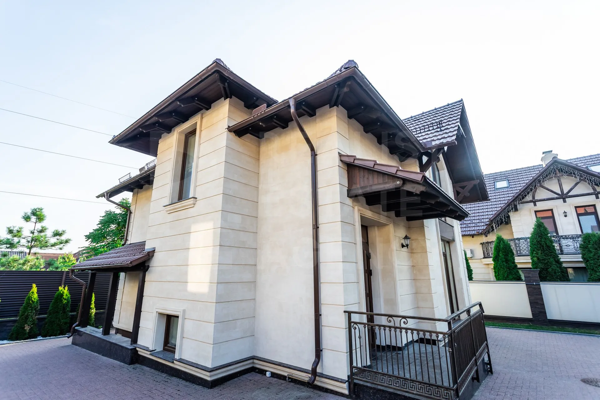 2-этажный дом, 5 комнат, 170 м² — Изображение 1