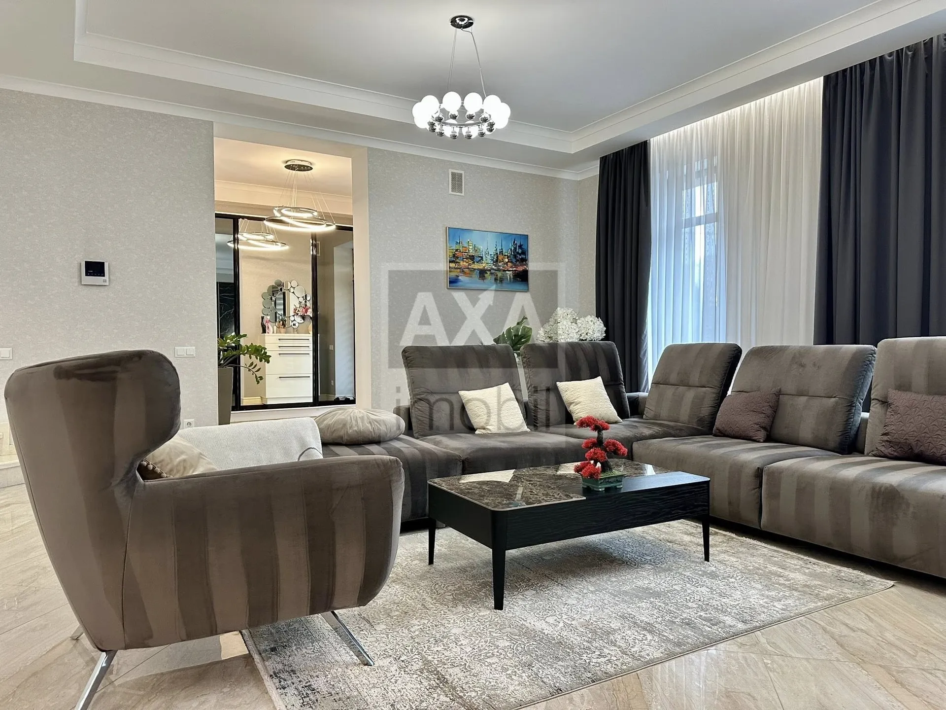 3-этажный дом, 4 комнаты, 240 м² — Изображение 3