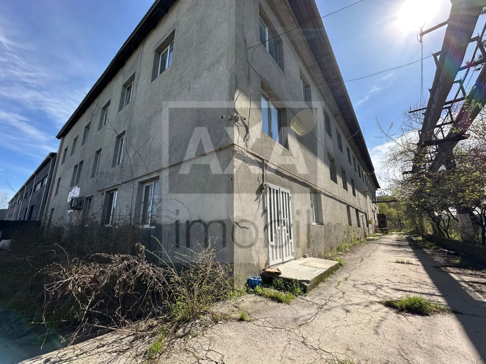 Spațiu comercial, 1 090 m² — Imagine 1